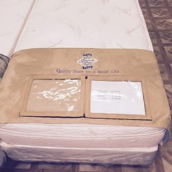 Mattress Warehouse - Large selection of Waterbeds on display