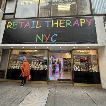 Retail Therapy - On Lex, between East 60-61 Streets.  Nov 2025 - Jewelry Near Me - New York, New York