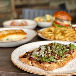 Rustic Root - Arugula, balsamic flatbread