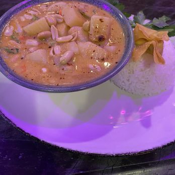 Nicky's Thai Kitchen - Massaman Curry - Thai Near Me - Pittsburgh, Pennsylvania
