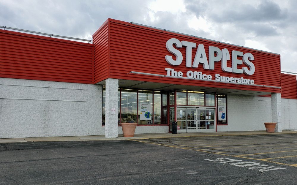 STAPLES Updated August 2024 17 Photos 1416 S Main St, Adrian
