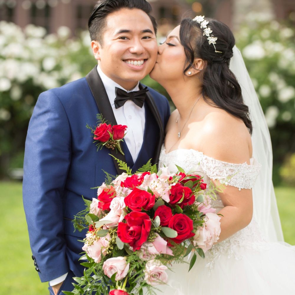 Tutta Bella Florist - bride & groom - Florists Near Me - Rancho Cucamonga, California Tutta Bella Florist - bride & groom - Florists Near Me - Rancho Cucamonga, California