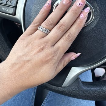 La Bamba Nails - Nail Salons Near Me - Huntington Park, California La Bamba Nails - Nail Salons Near Me - Huntington Park, California