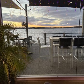 Cove Lakeside Bistro - American Near Me - Portage, Michigan