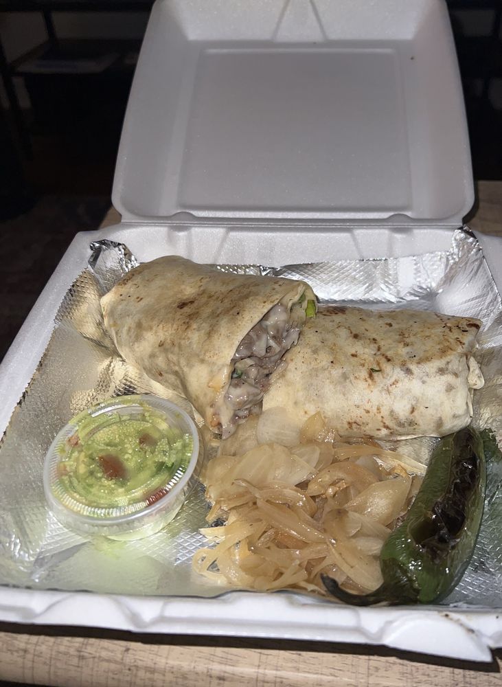 Pakos Tacos