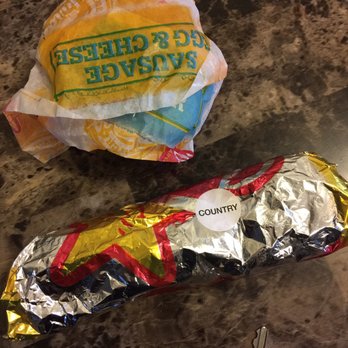 Carl's Jr - My little burrrito was 5 dollars not worth it! - Fast Food Near Me - Sanger, California