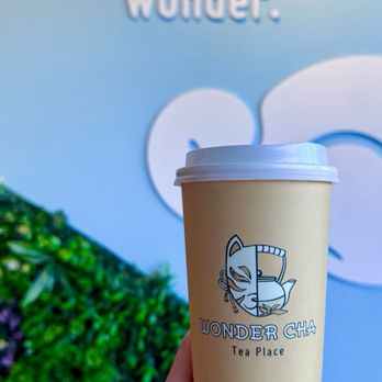 Wonder Cha Tea Place - Golden Roasted Oolong Milk Tea - Bubble Tea Near Me - Los Angeles, California Wonder Cha Tea Place - Golden Roasted Oolong Milk Tea - Bubble Tea Near Me - Los Angeles, California