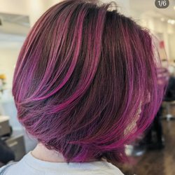 D Square Salon