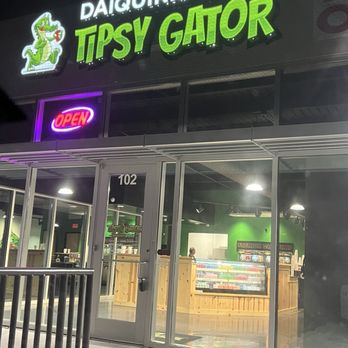 Tipsy Gator Daiquiris To Go - outside - Beer, Wine & Spirits Near Me - Austin, Texas