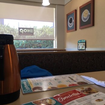 IHOP - Nice corner to have a leisurely brunch while we were waiting for the Outfitters next door to install our roof rack. I like the view here. - American Near Me - Agoura, California IHOP - Nice corner to have a leisurely brunch while we were waiting for the Outfitters next door to install our roof rack. I like the view here. - American Near Me - Agoura, California