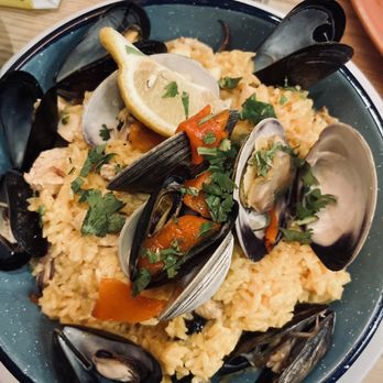 Valencia Cocina - Latin American Near Me - Norwalk, Connecticut