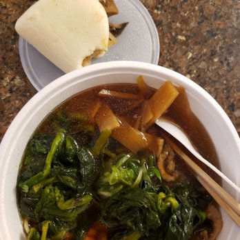 Noods Ramen Bar - Vegan truffle ramen and vegan bao - Ramen Near Me - Honolulu, Hawaii