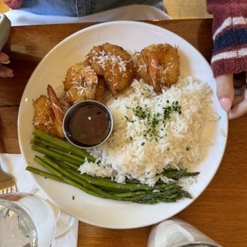 The Red Parrot Restaurant - coconut shrimp - American Near Me - Newport, Rhode Island