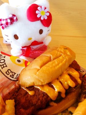 Dave’s Hot Chicken by null