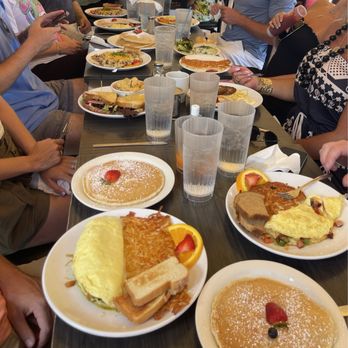 Sweet E's Cafe - Yummy food - Cafes Near Me - Honolulu, Hawaii