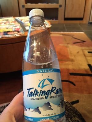 Photo of The Meltzer Clinic PC - Paradise Valley, AZ, US. Offer you water and other drinks.