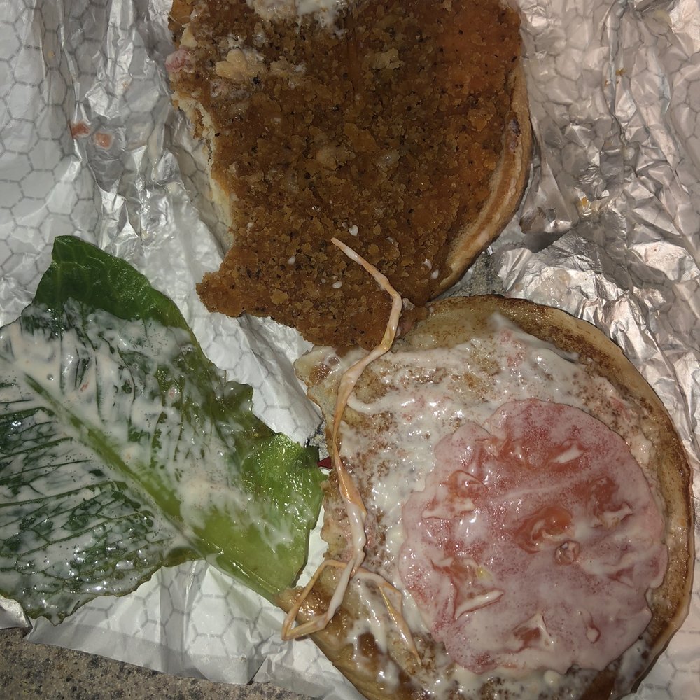 Wendy's - Burnt chicken slimy lettuce and inedible top of tomato - Fast Food Near Me - Mesa, Arizona Wendy's - Burnt chicken slimy lettuce and inedible top of tomato - Fast Food Near Me - Mesa, Arizona