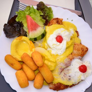 Grüne Gurke - Hähnchenbruststeaks in Curryrahmsoße 15,90€ - German Near Me - Wernigerode, ST Grüne Gurke - Hähnchenbruststeaks in Curryrahmsoße 15,90€ - German Near Me - Wernigerode, ST