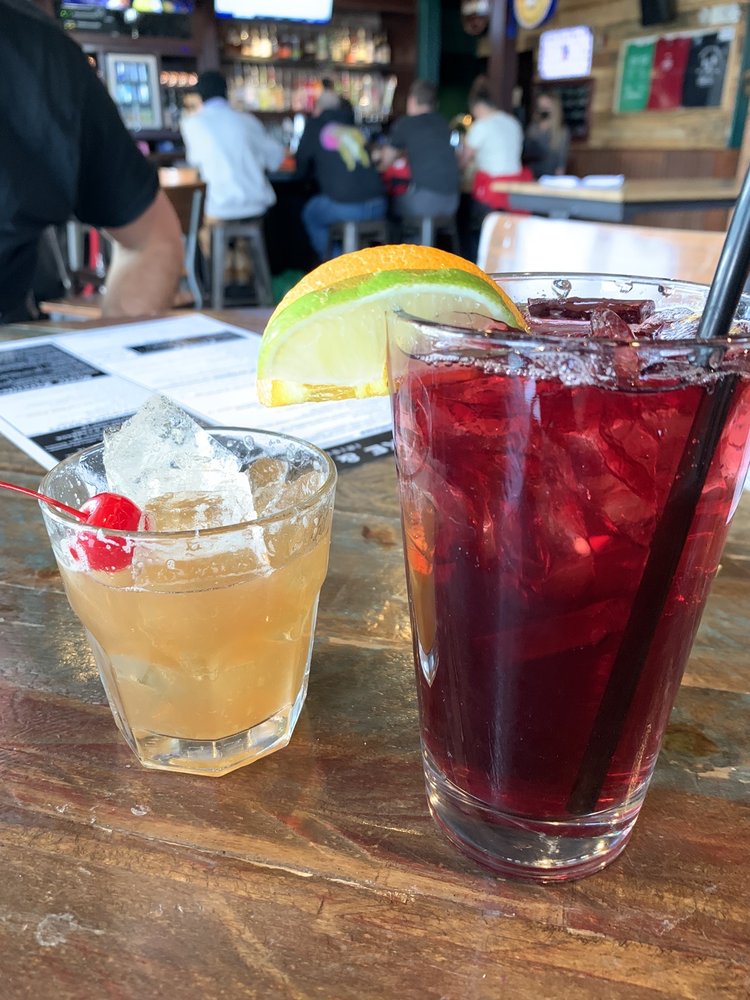 BURKE AND RILEY’S IRISH PUB Updated July 2024 76 Photos & 166