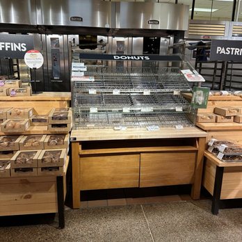 Wegmans - No donuts - Grocery Near Me - Warrington, Pennsylvania