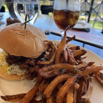 Amuse Restaurant - Chicken sandwich with fries - New American Near Me - Richmond, Virginia