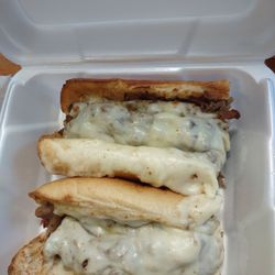 Mig's Pizza Castle - Whole steak and mushroom sub