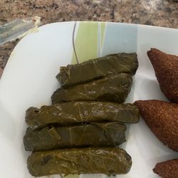 Warak inab (vegetarian grape leaves)