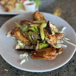 Lantern House Viet Bistro - Chicken wings