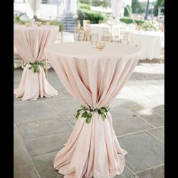 Crown Point Events - Talk bar tables for any event. Tables can be rented with and without linen and decorations.