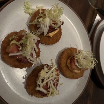 Yardbird - Fried Green Tomato BLT - New American Near Me - Washington, DC, District of Columbia Yardbird - Fried Green Tomato BLT - New American Near Me - Washington, DC, District of Columbia