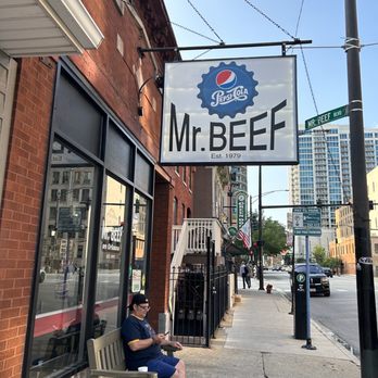 Mr. Beef - Outside of Mr. Beef on Orleans st. - Fast Food Near Me - Chicago, Illinois