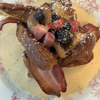 Little Hen - Burbon batter french toast - Breakfast & Brunch Near Me - Miami, Florida Little Hen - Burbon batter french toast - Breakfast & Brunch Near Me - Miami, Florida