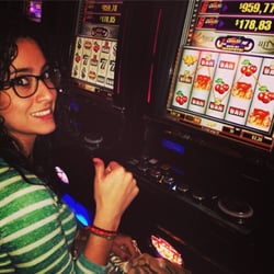 Casino Kash - get LUCKY..!