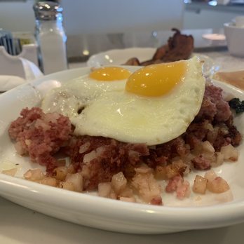 Rosie’s Home Cookin' - Home made Corn Beef Hash and Eggs - Breakfast & Brunch Near Me - Naperville, Illinois