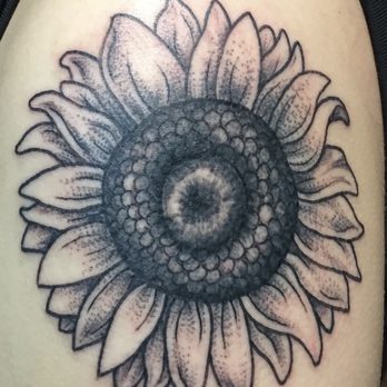 Side Quest Tattoo - Tattoo Near Me - Seattle, Washington Side Quest Tattoo - Tattoo Near Me - Seattle, Washington