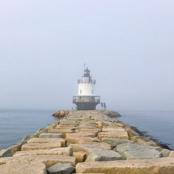 Spring Point Ledge Lighthouse - The Rocky Ledge - Landmarks & Historical Buildings Near Me - South Portland, Maine Spring Point Ledge Lighthouse - The Rocky Ledge - Landmarks & Historical Buildings Near Me - South Portland, Maine