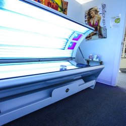 Tanning Hut - Level 3 Super Bed