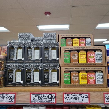 Trader Joe's - Grocery Near Me - Temecula, California