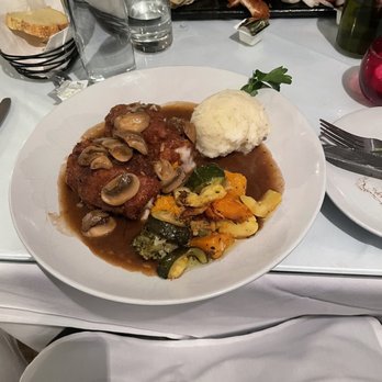 iL Porto on Lake Mohawk - Italian Near Me - Sparta, New Jersey