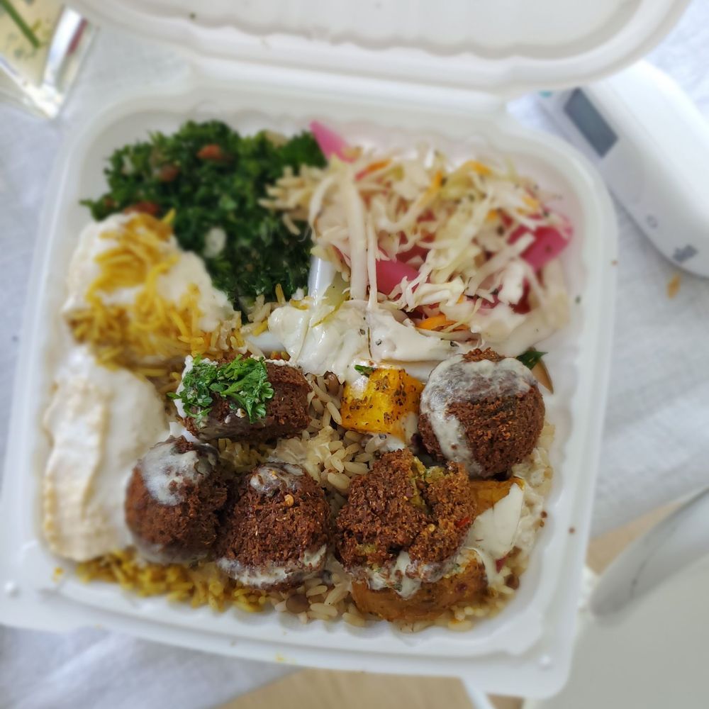 Kababia - falafel plater with tabouleh - Middle Eastern Near Me - Toronto, Ontario Kababia - falafel plater with tabouleh - Middle Eastern Near Me - Toronto, Ontario