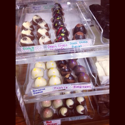 Lee Robinson General Store by null