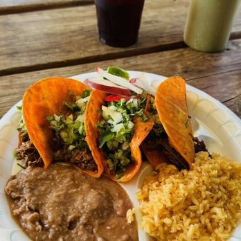 Yabes Taco Truck - Pork tacos - Food Stands Near Me - Forks, Washington