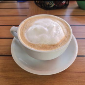 Dixie Cream Cafe - Vanilla bean latte - Coffee & Tea Near Me - Windermere, Florida