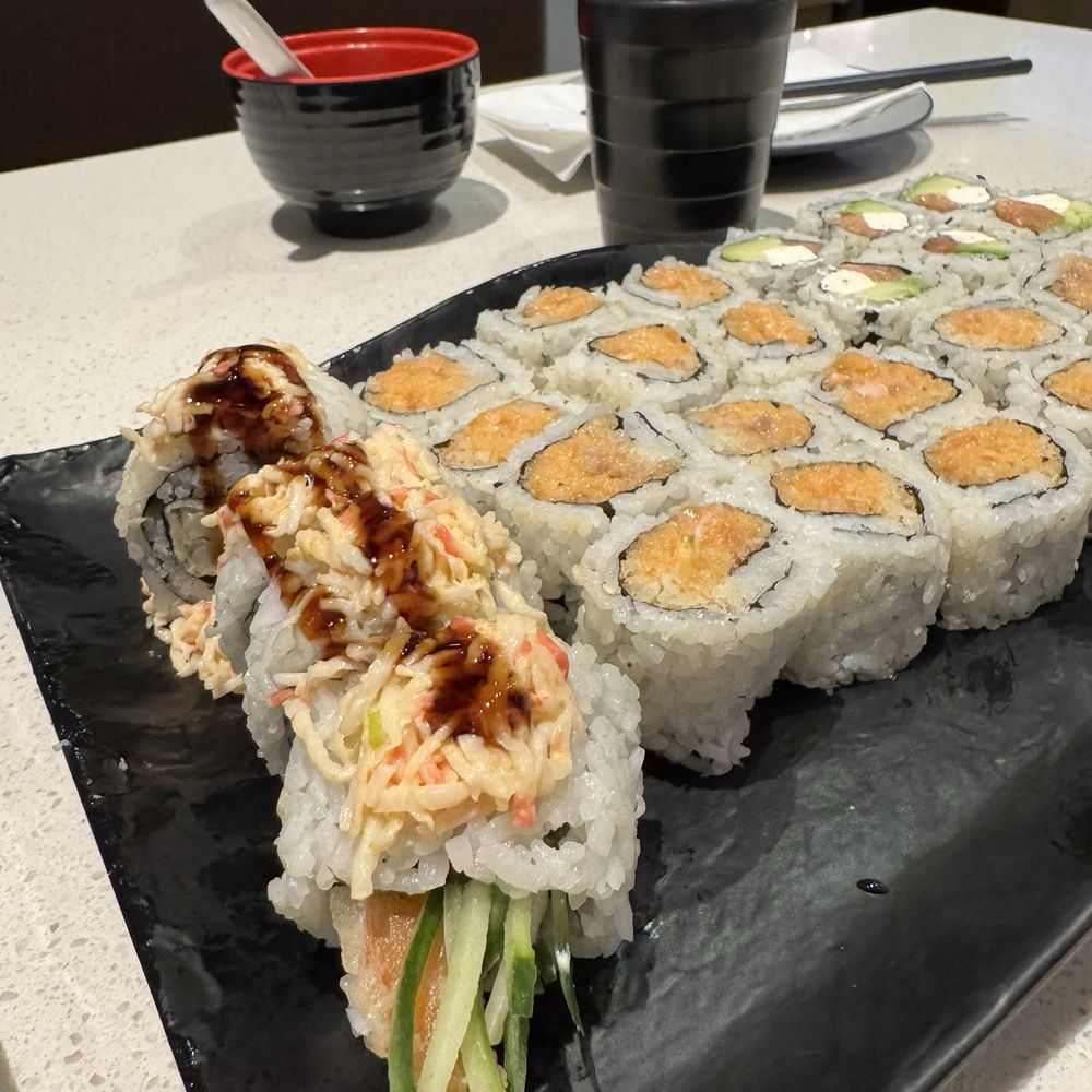 Moon Sushi - Japanese Near Me - Mississauga, Ontario