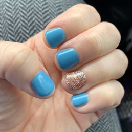 I like my nails short. This is a Gel Manicure in "Can't Find my Czechbook." Also, I chew my cuticles... it's me... not them ;) I like my nails short. This is a Gel Manicure in "Can't Find my Czechbook." Also, I chew my cuticles... it's me... not them ;)