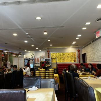 LN1380 - Nice dining room - Seafood Near Me - Little Neck, New York