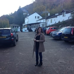 Ye Old Ferrie Inn - View of Ye Old Ferrie Inn from the car park.