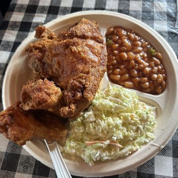 Gus's World Famous Fried Chicken - Chicken with wings Cole slaw beans - Southern Near Me - Memphis, Tennessee Gus's World Famous Fried Chicken - Chicken with wings Cole slaw beans - Southern Near Me - Memphis, Tennessee