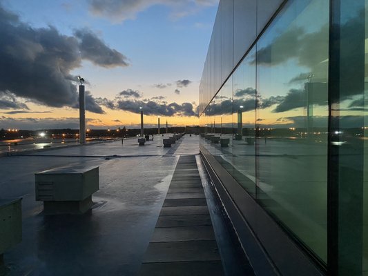 Manchester-Boston Regional Airport by null