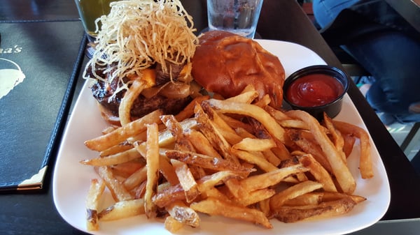 Kuma's Corner Schaumburg by null